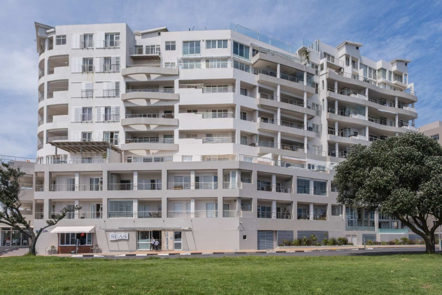 To Let 2 Bedroom Property for Rent in Mouille Point Western Cape